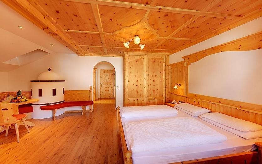 Hotel Alaska Selva di Val Gardena Camera foto